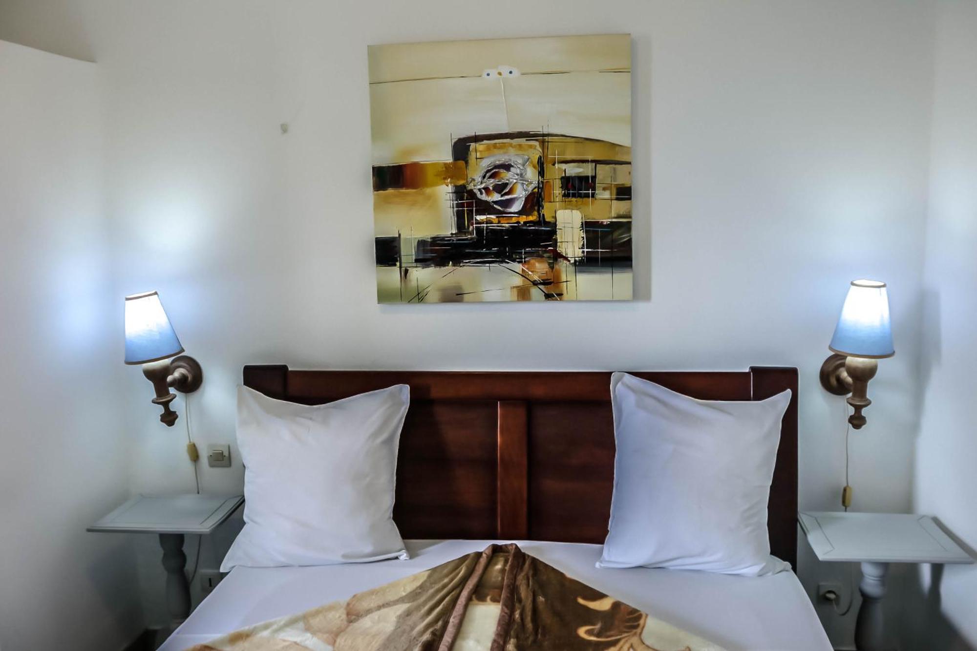 Tchero Appartement 1 Дуала Екстериор снимка