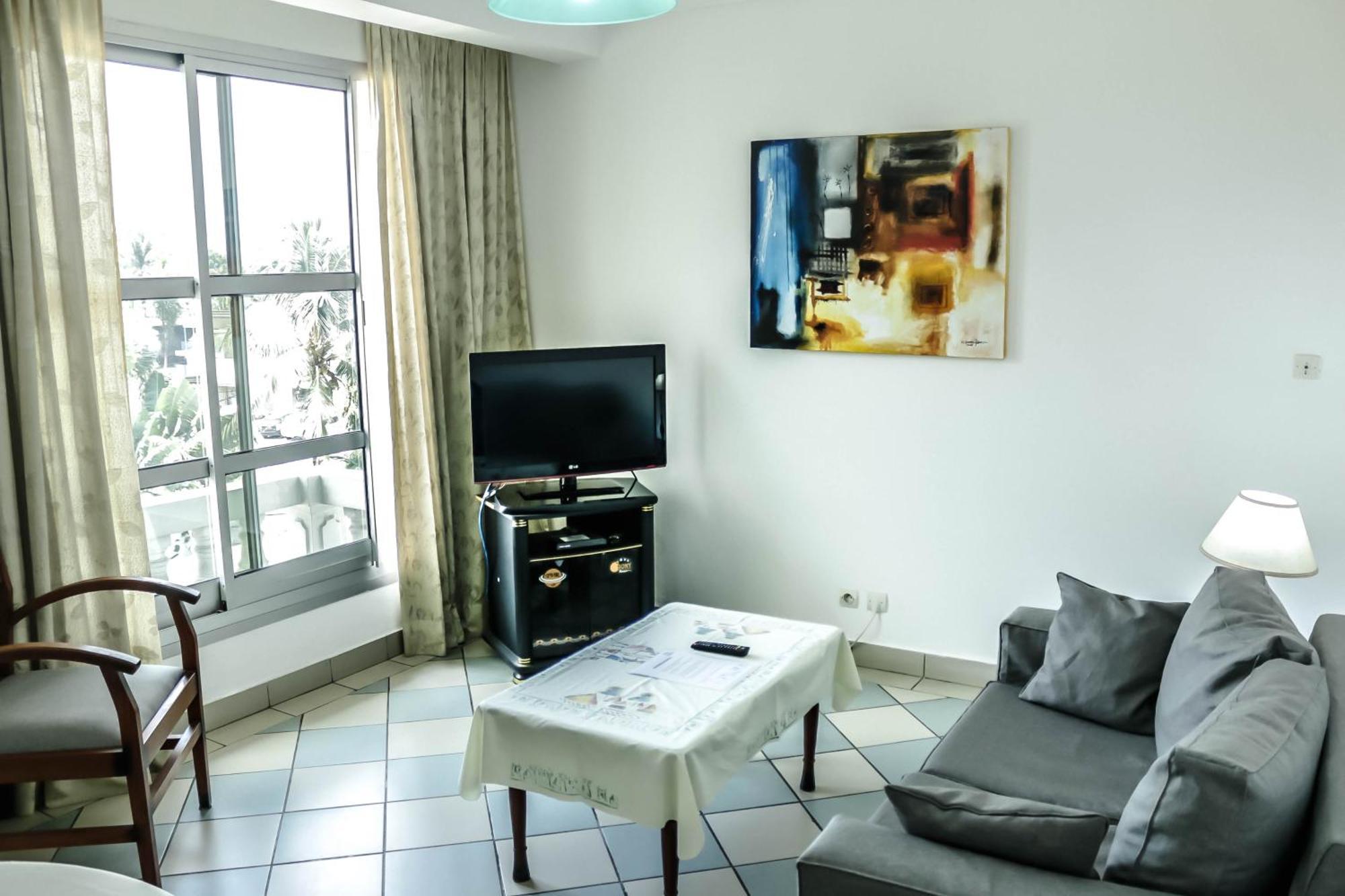 Tchero Appartement 1 Дуала Екстериор снимка