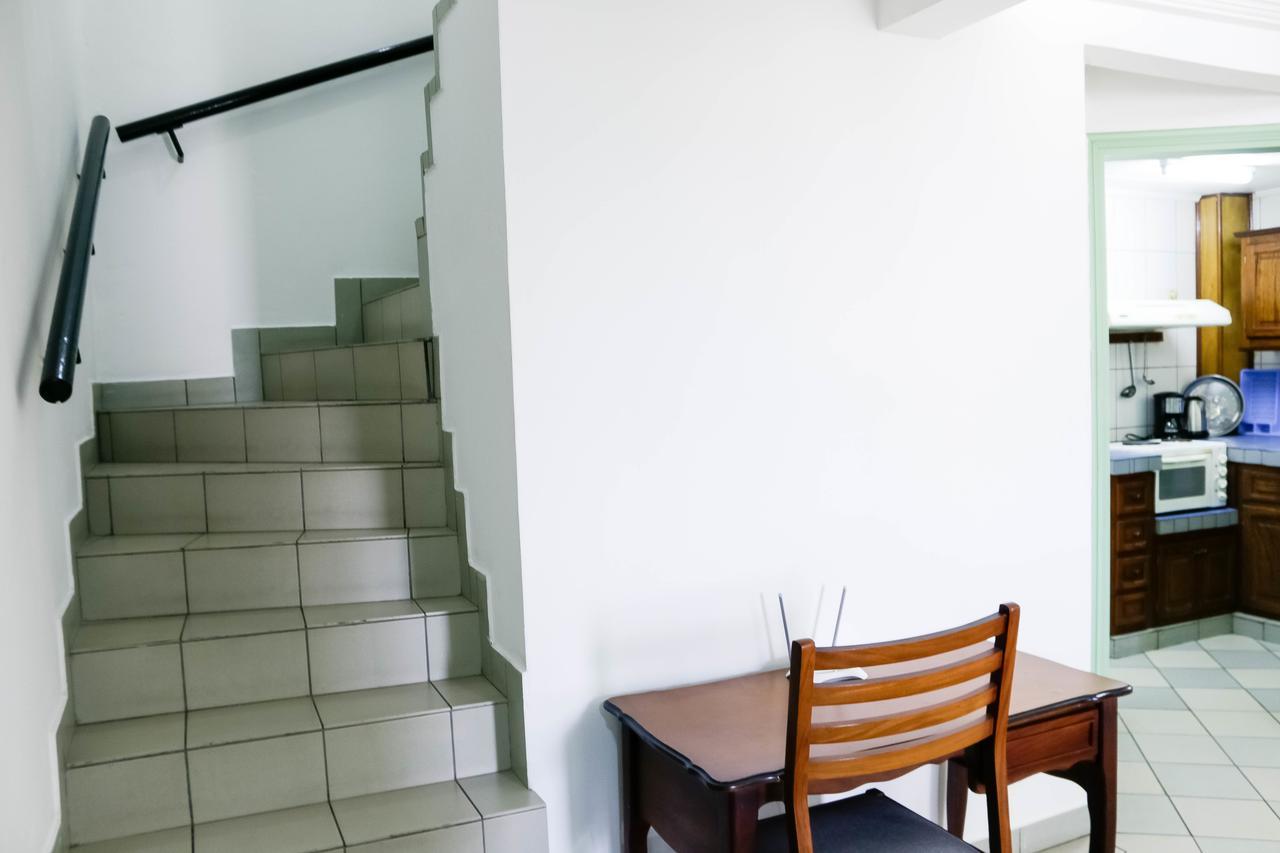 Tchero Appartement 1 Дуала Екстериор снимка