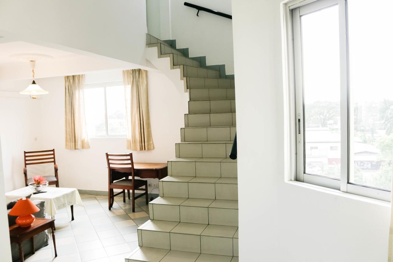 Tchero Appartement 1 Дуала Екстериор снимка